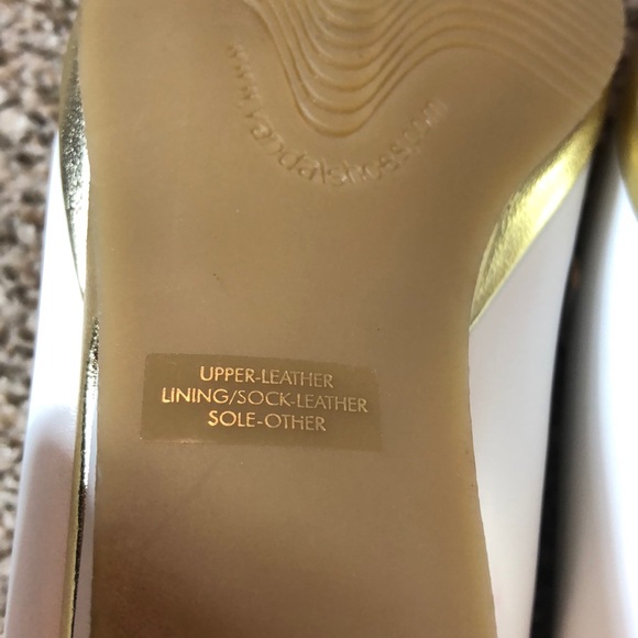 Leather shoes. - Picture 6 of 8